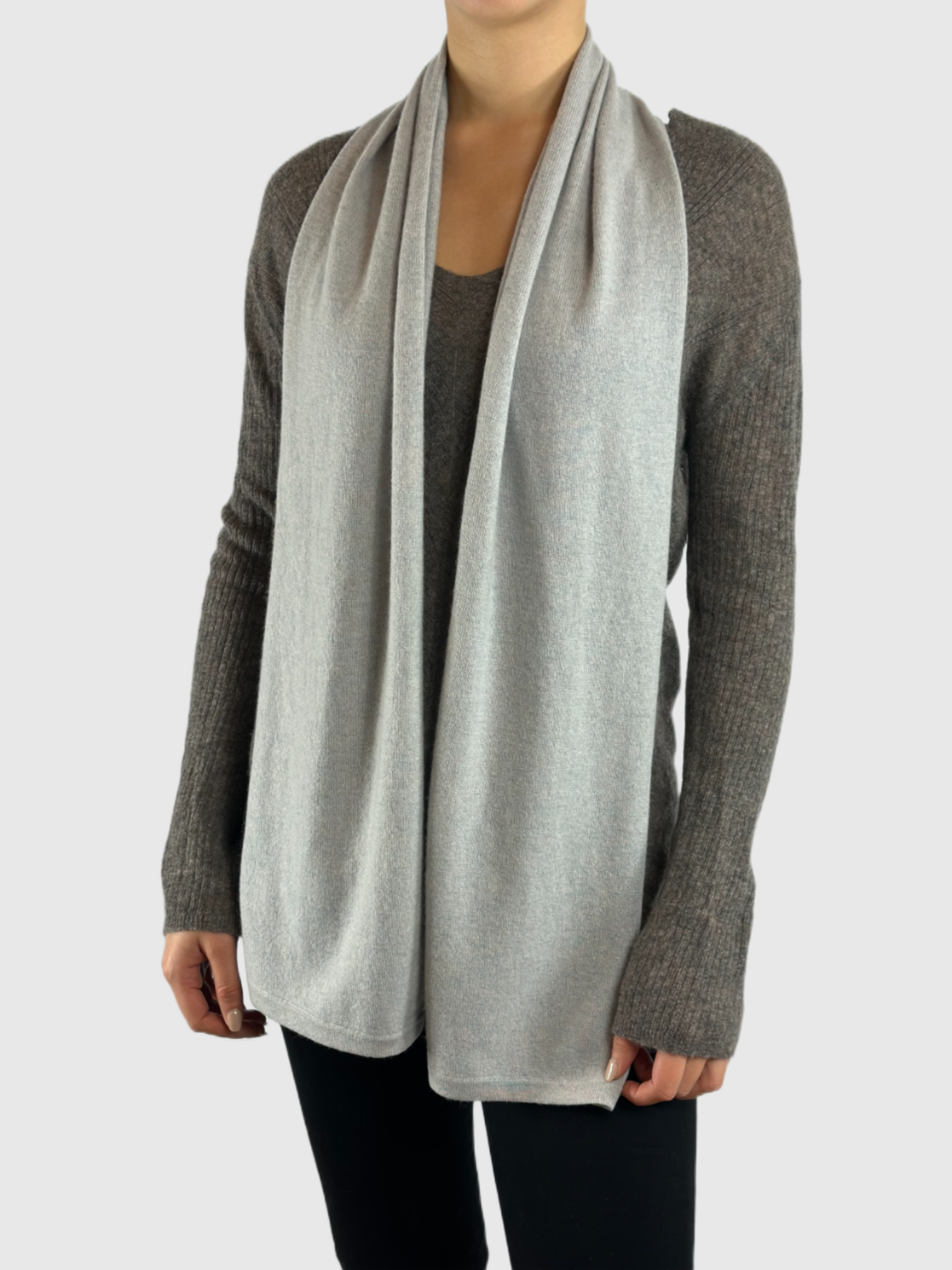 Luxurious Cashmere Scarf from Nepal